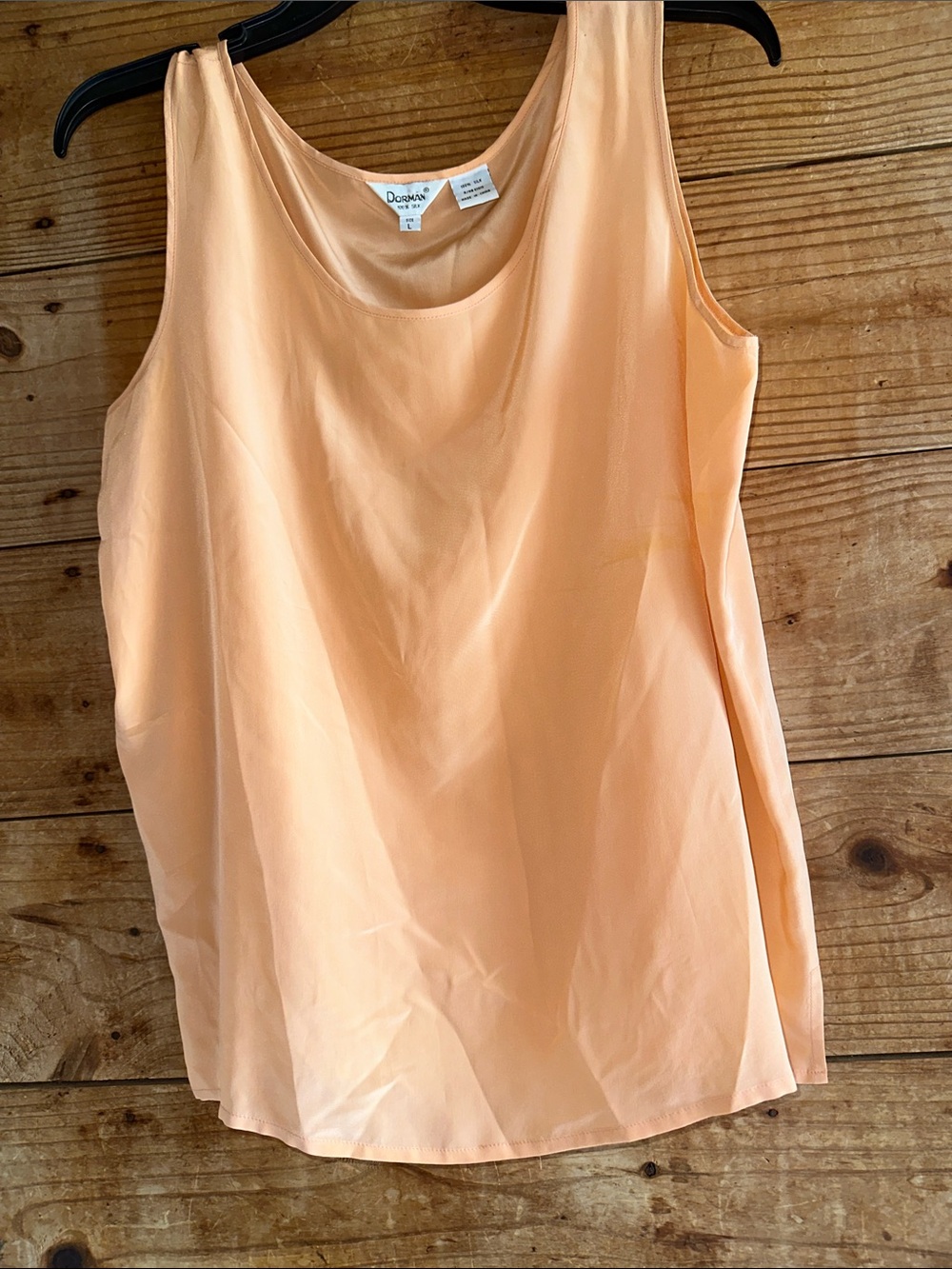 Dorman 100% Silk Peach Scoop Neck Sleeveless Top